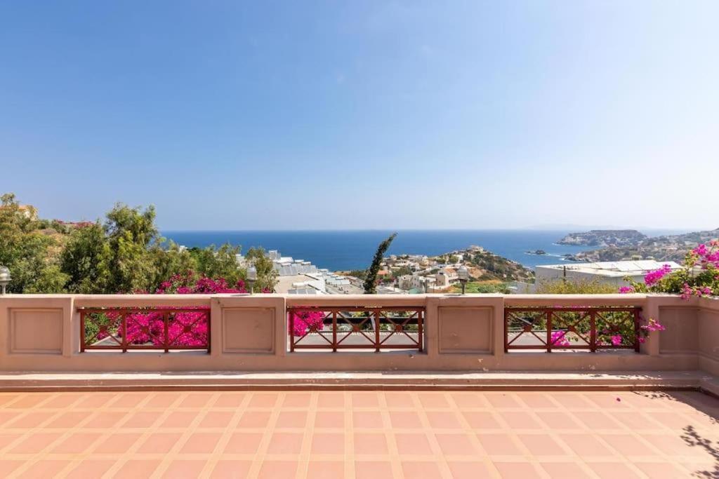 Modern Villas With Gardens And Stunning Views Ligaria  Eksteriør billede